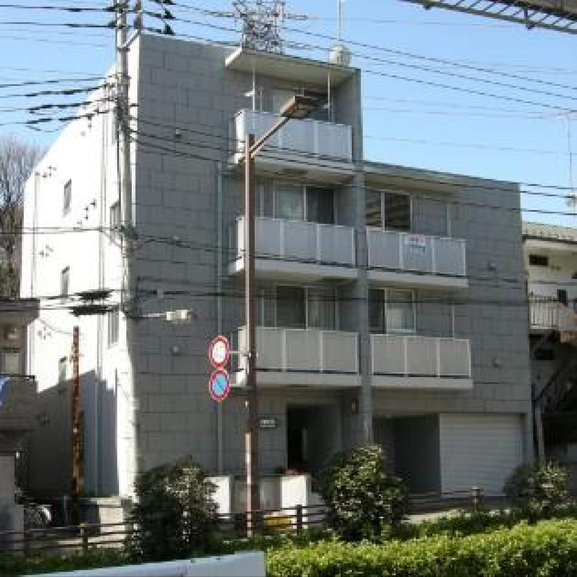 IWS-apartment　102